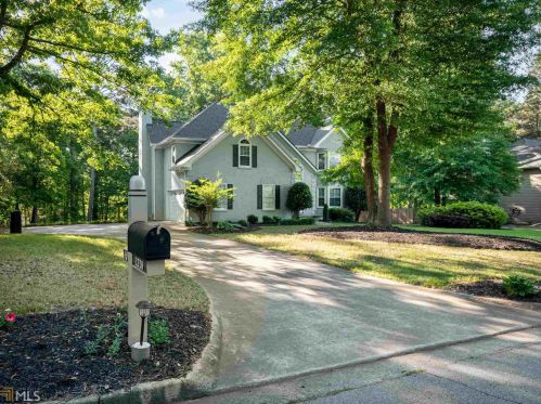 2320 Whispering Pines Ln, Mcdonough, GA 30253-8618