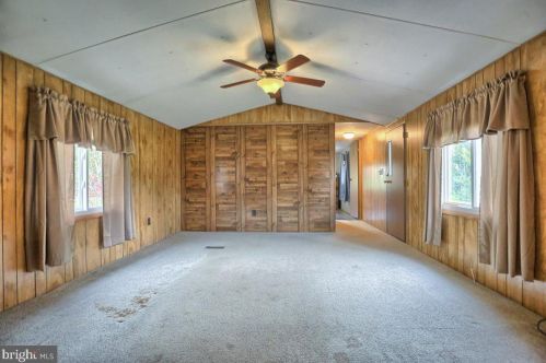 606 Spg Gdn St, Carlisle PA  17013-2526 exterior