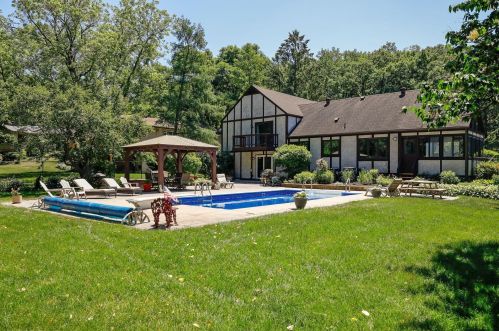 113 Hidden Meadow Rd, Saint Paul MN  55124-9743 exterior