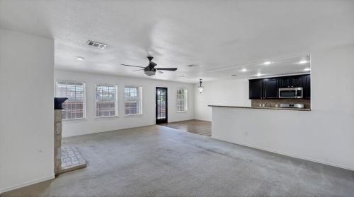 1281 Beechwood Dr, Uhland TX 78640-5718 exterior