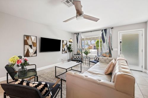 2960 Chuperosa Rd, Palm Springs, CA 92262-2424