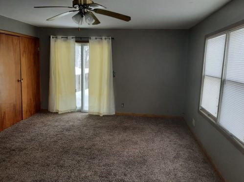 221 Kirke Gate, Lee, IL 60530-9649