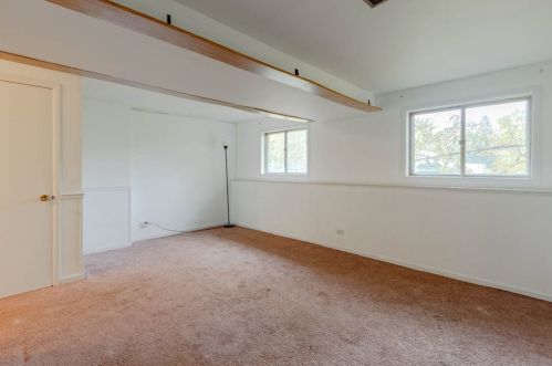 305 Lyons Dr, Lemont IL  60440-1852 exterior