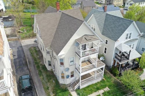 18 Dikeman St, Waterbury, CT 06704-3902