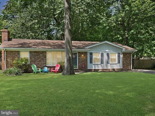 5624 Dartmouth St, Churchton, MD 20733-9791