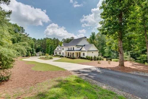 2960 Sugar Pike Rd, Holly Springs, GA 30115-9421