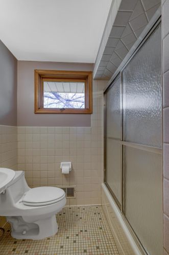 743 Iowa Ave, Saint Paul MN  55106-1017 exterior