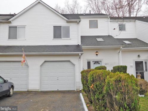 18 Ginger Dr, Lumberton Township, NJ 08048-4202