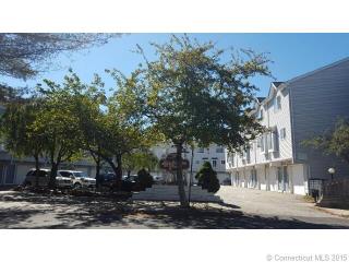8 Hawthorne Ave, Derby CT  06418-1107 exterior