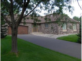 6938 Wyndham Way, Saint Paul, MN 55125-2767