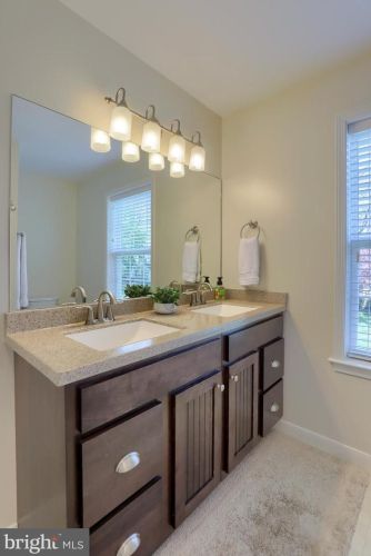 1518 Sunset Ave, Lancaster PA  17601-4328 exterior