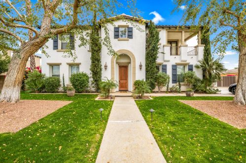 48815 Pear St, Indio, CA 92201-8401