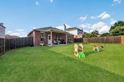 433 Mesa View Trl, Fort Worth TX  76131-4543 exterior
