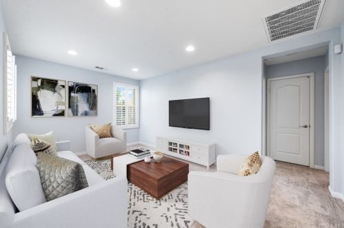 155 Pathway, Irvine CA  92618-8846 exterior