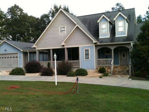 1104 Hicks Rd, Toccoa, GA 30577-7187