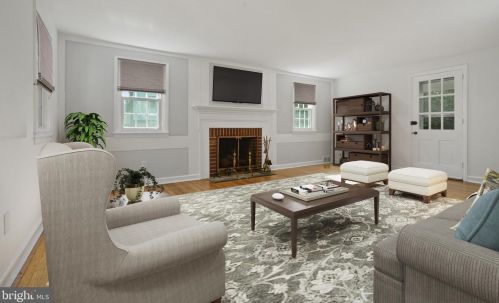 211 Engle Dr, Media, PA 19086-6322