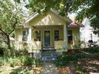 1418 52nd St, Omaha, NE 68106-2304