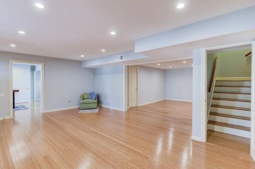 2721 Log Cabin Dr, Atlanta GA  30339-1546 exterior