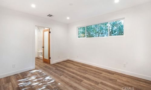 5510 Burnet Ave, Van Nuys CA  91411-3508 exterior