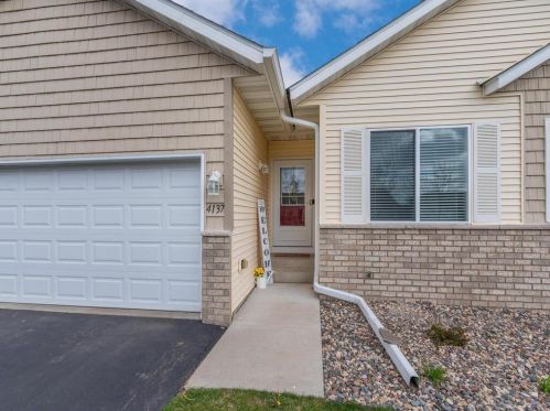 4137 Jarmann Ln, Prior Lake, MN 55379-5816
