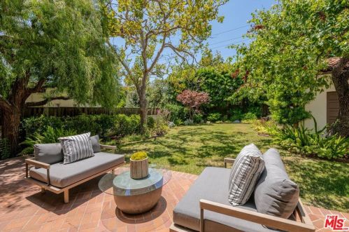 212 20th St, Santa Monica, CA 90402-2412