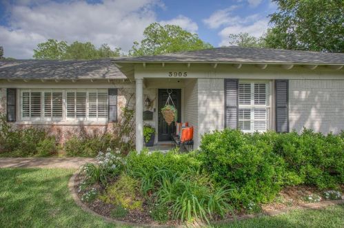 3905 Clayton Rd, Fort Worth TX  76116-7220 exterior