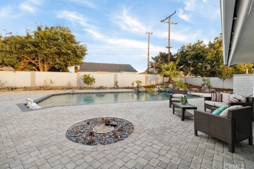 2550 Rowland Ave, Anaheim CA  92804-2271 exterior
