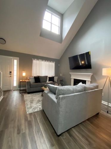 2246 Charleston Pointe, Atlanta GA  30316-3025 exterior