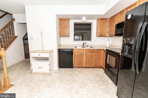 337 Woodland Green Ct, Aberdeen MD  21001-2942 exterior