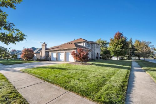 8020 Piute Trl, Tinley Park, IL 60477-7898