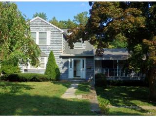 28 Woodlawn Ave, Norwalk, CT 06854-2547