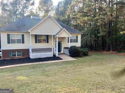 851 Milner Rd, Concord, GA 30206-2613
