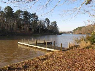 1110 Dogwood Dr, Reynolds Plantation, GA 30642-3935