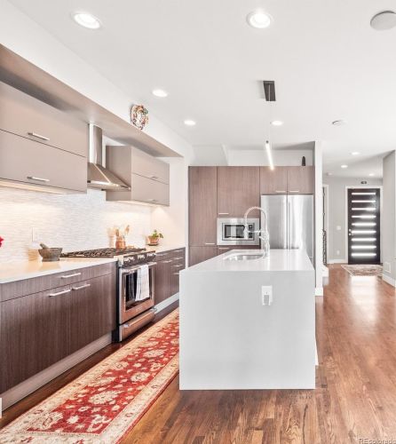 2737 Bannock St, Englewood CO  80110-1514 exterior