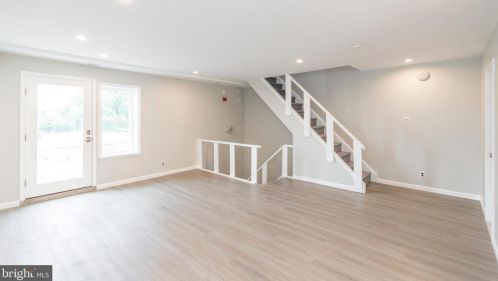 765 Front St, Philadelphia PA  19147-3524 exterior