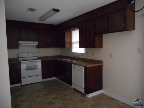 97 Knightsvue Pl, Warner Robins GA  31093-2262 exterior