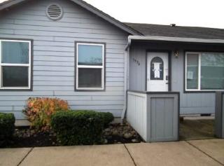 5536 E St, Springfield, OR 97478-6951