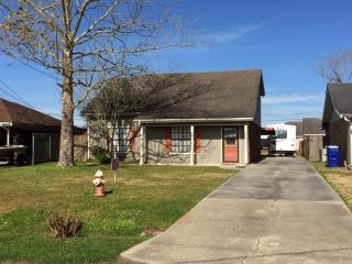 320 Camille Dr, Idlewild, LA 70392-4111