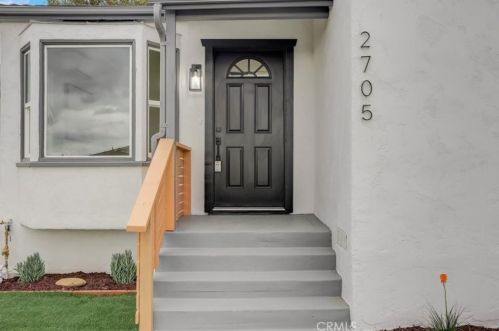 2705 Dennis Ln, Lemon Grove, CA 91945-2608