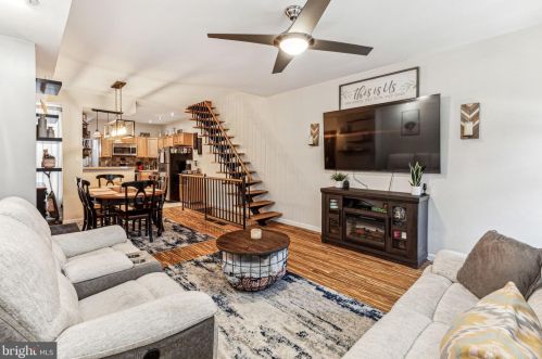 3455 Livingston St, Philadelphia, PA 19134-5418