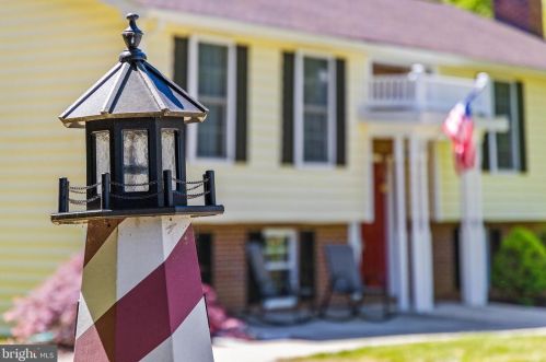 123 Eley Rd, Fredericksburg, VA 22406-4724