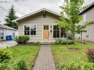 6331 89th Ave, Portland, OR 97266-5341