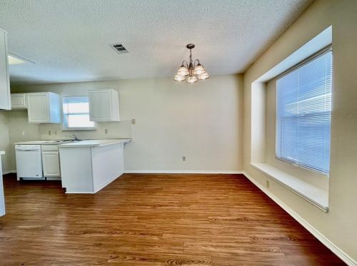 7208 Rdg Rd, Fort Worth TX  76133-7726 exterior