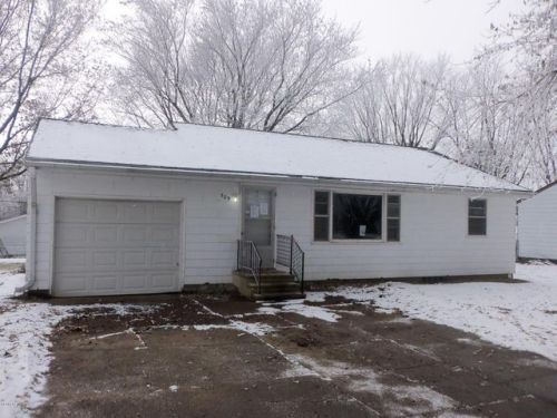 509 2nd St, Hayfield, MN 55940-8859