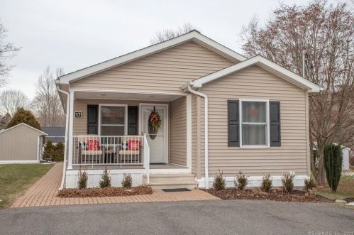 17 Livemore Trl, Deep River, CT 06419-1214