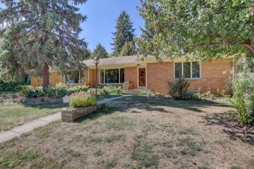 1005 Westlawn Ave, Champaign, IL 61821-4412