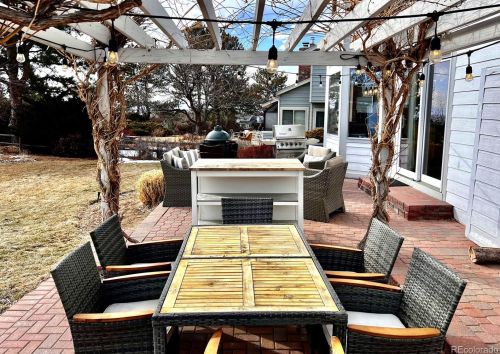 18020 Berry Dr, Aurora CO  80015-2616 exterior