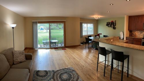 419 Swan Blvd, Bannockburn IL  60015-3672 exterior