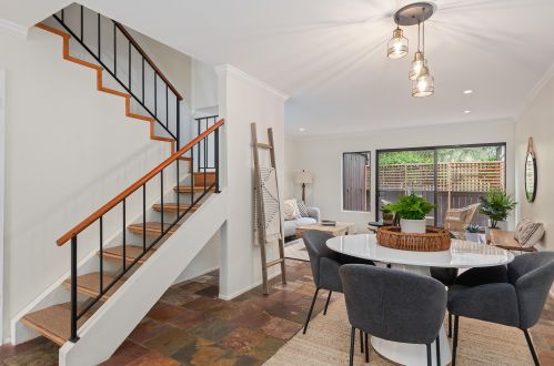 951 Miramonte Dr, Santa Barbara, CA 93109-1332