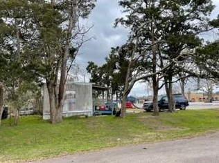 1119 Saunders St, Waller, TX 77484-8618